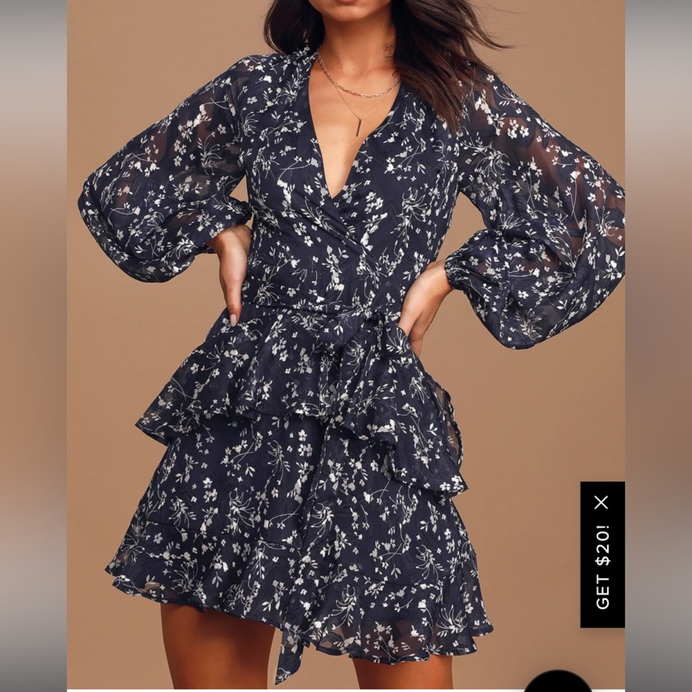 Lulus Navy floral dress XS